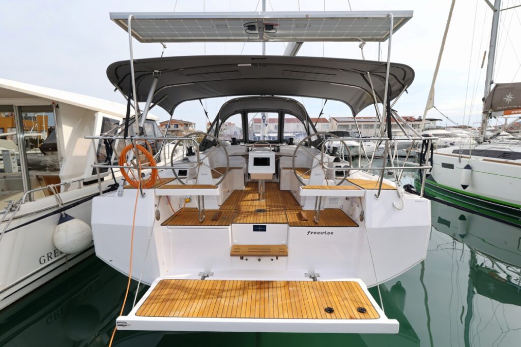 Yacht Image 1
