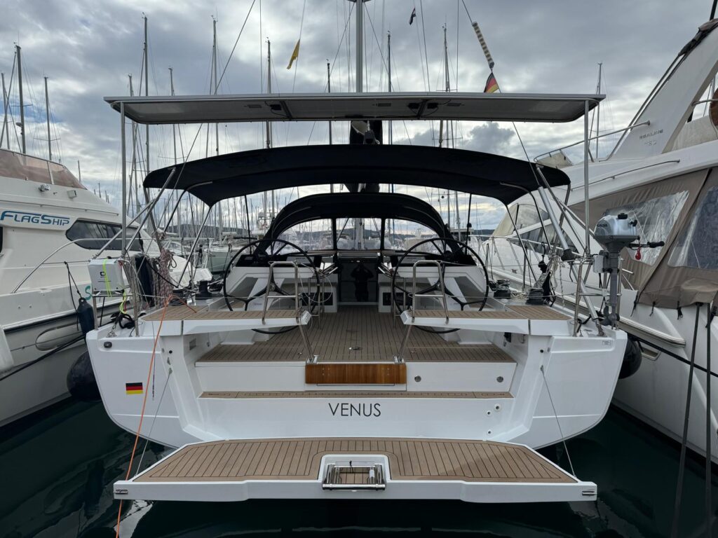 Yacht Image 1