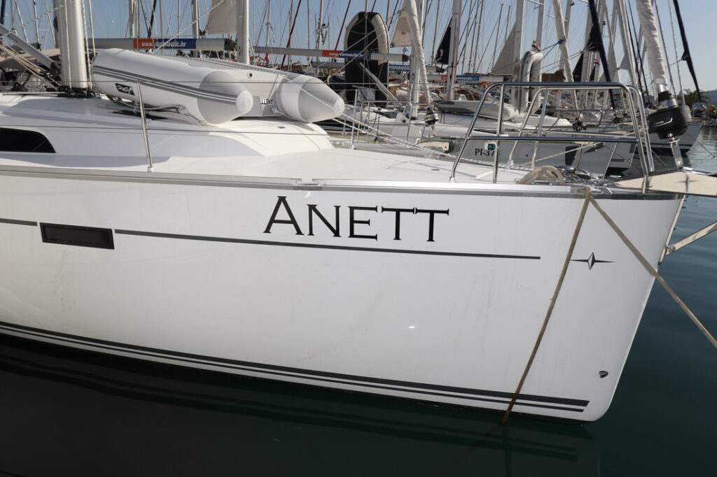 Yacht Image 2