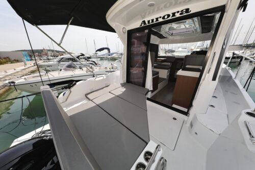 Yacht Image 6
