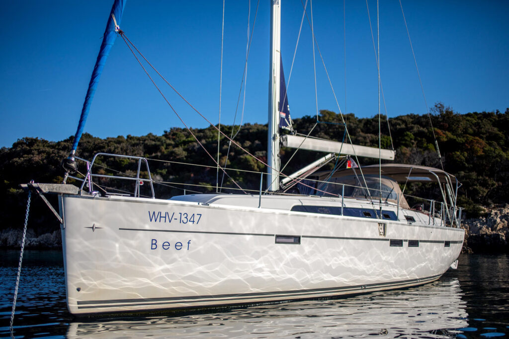 Yacht Image 8