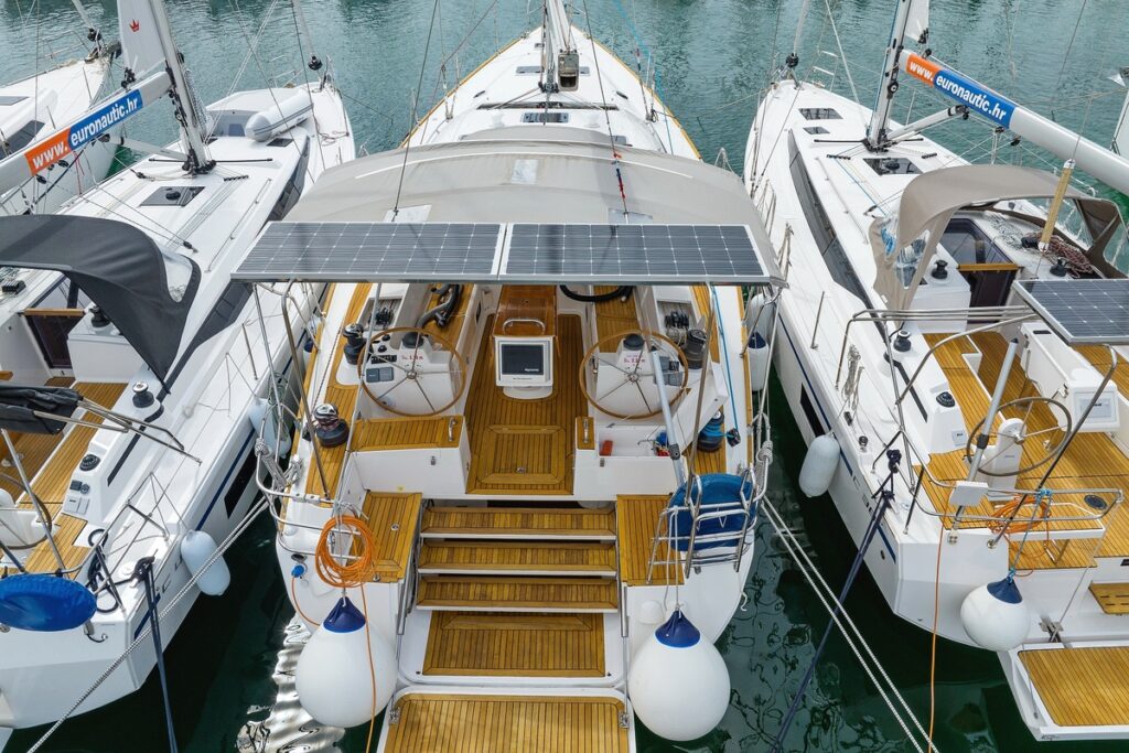 Yacht Image 4