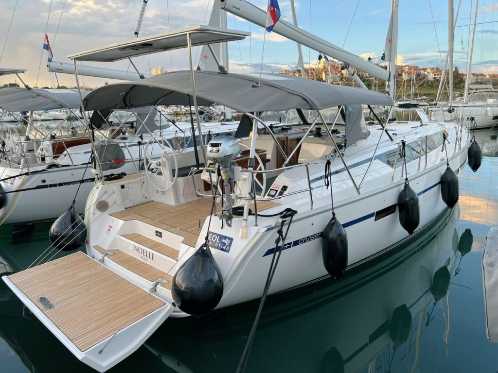 Yacht Image 4