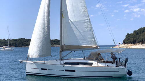 Yacht Image 5