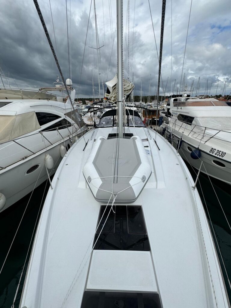 Yacht Image 4