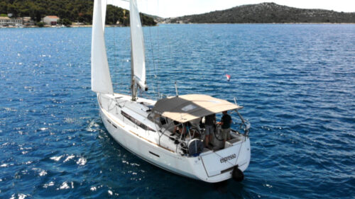 Yacht Image 6