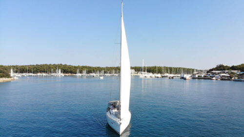 Yacht Image 6