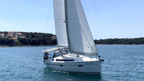 Yacht Image 5