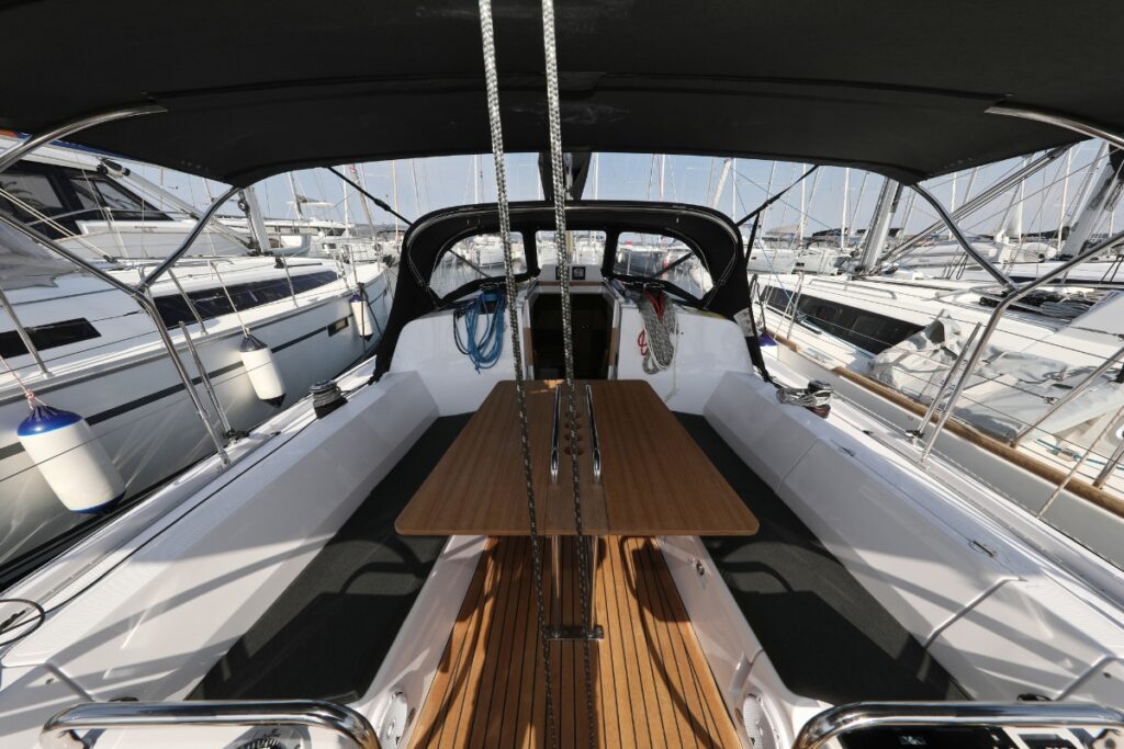 Yacht Image 5