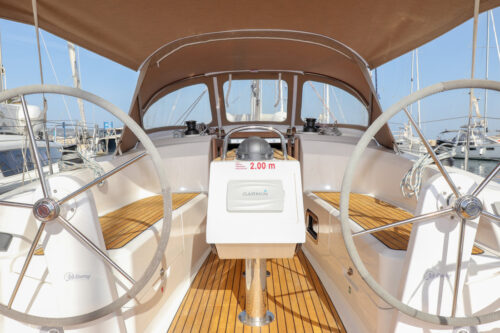 Yacht Image 6