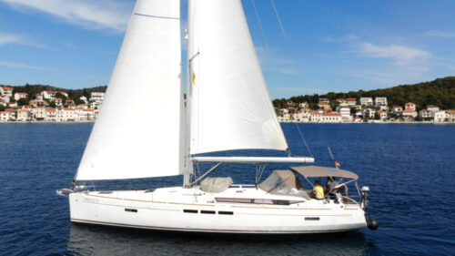 Yacht Image 1