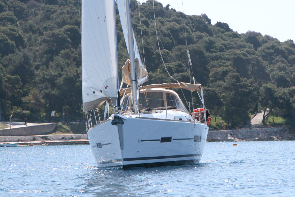 Yacht Image 5