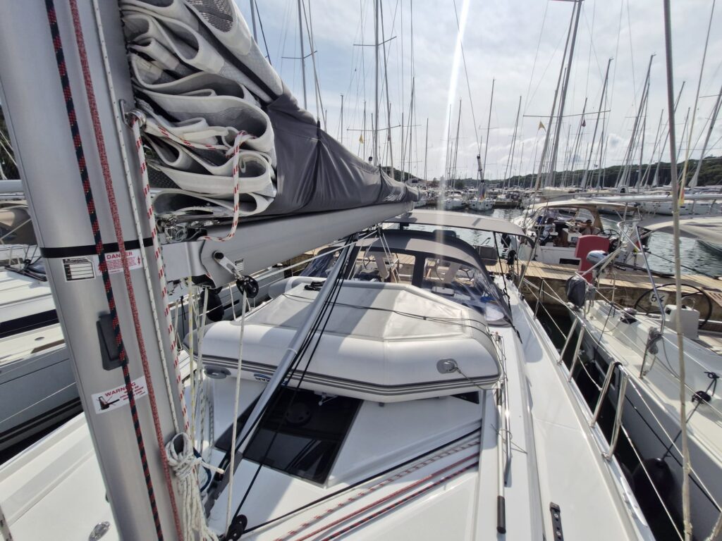 Yacht Image 6