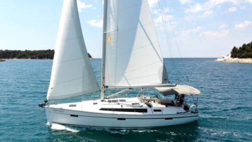 Yacht Image 6
