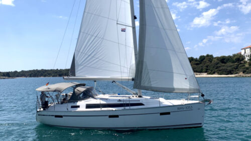 Yacht Image 6