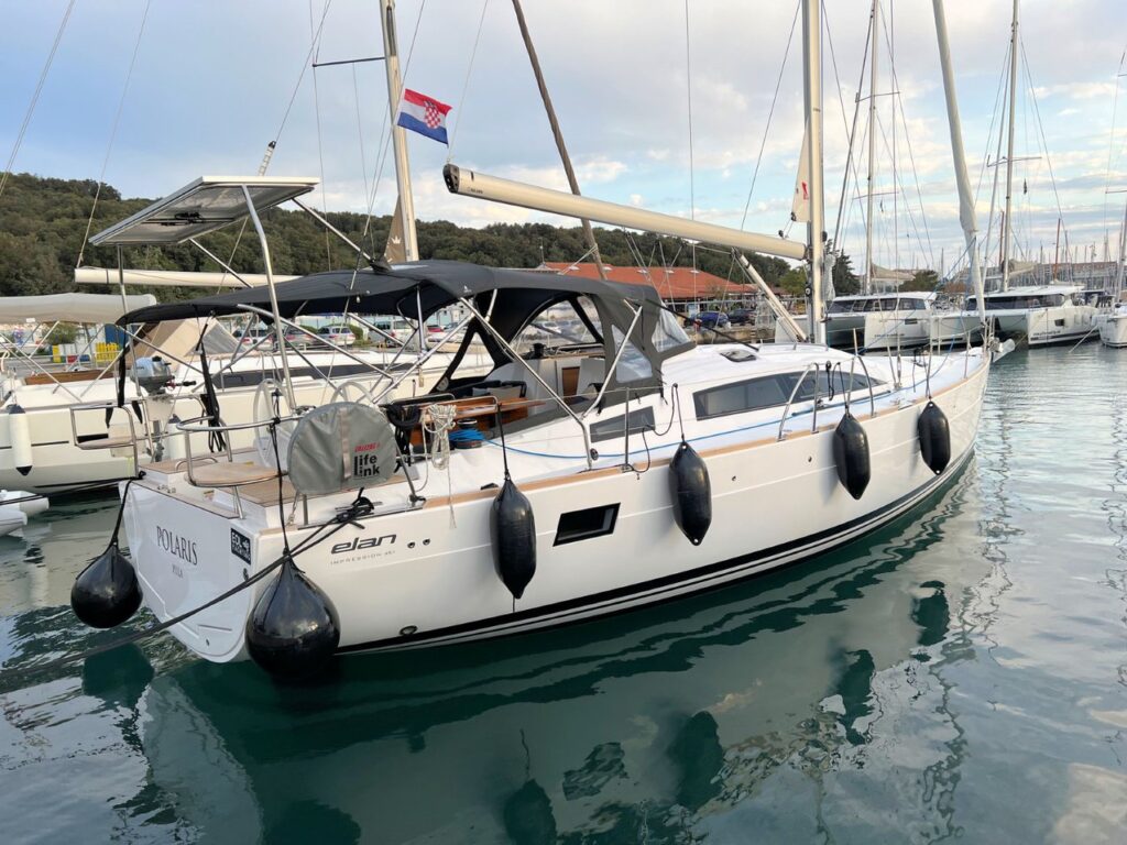 Yacht Image 8