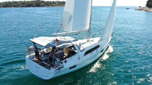 Yacht Image 8