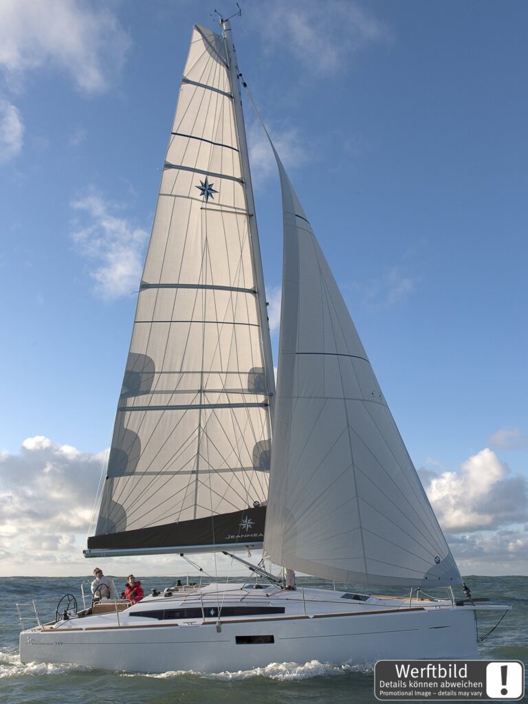 Yacht Image 13