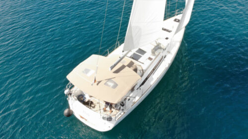 Yacht Image 9