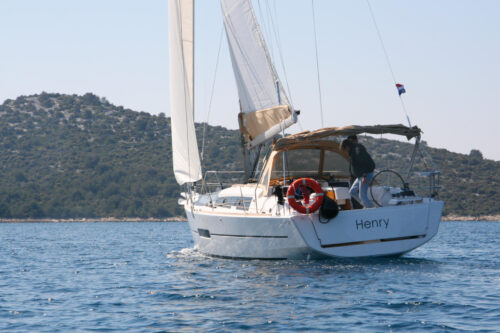 Yacht Image 8