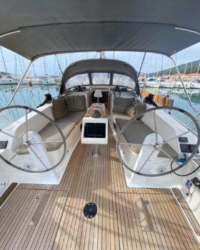 Yacht Image 10