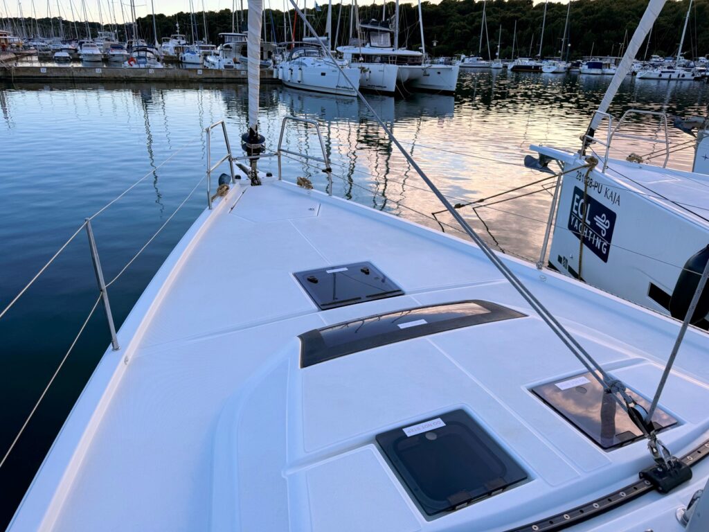 Yacht Image 17