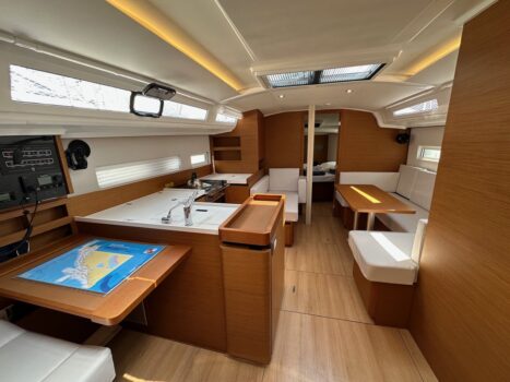 Yacht Image 5