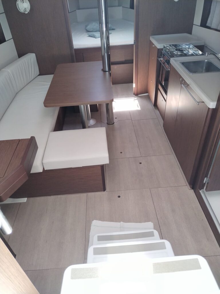 Yacht Image 7