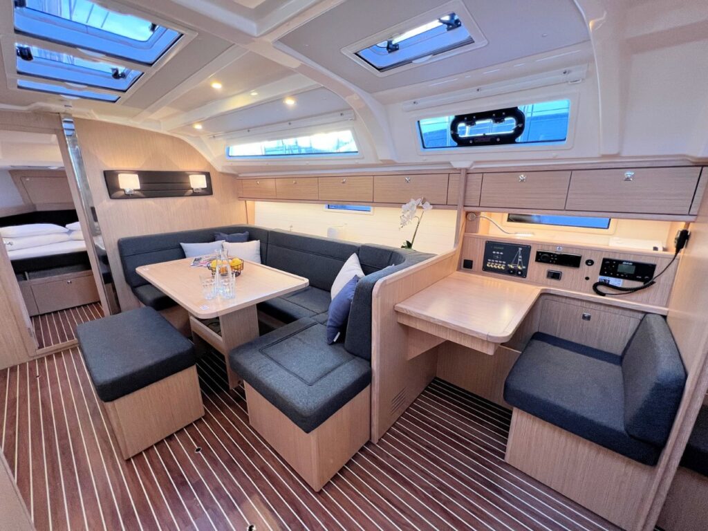 Yacht Image 20