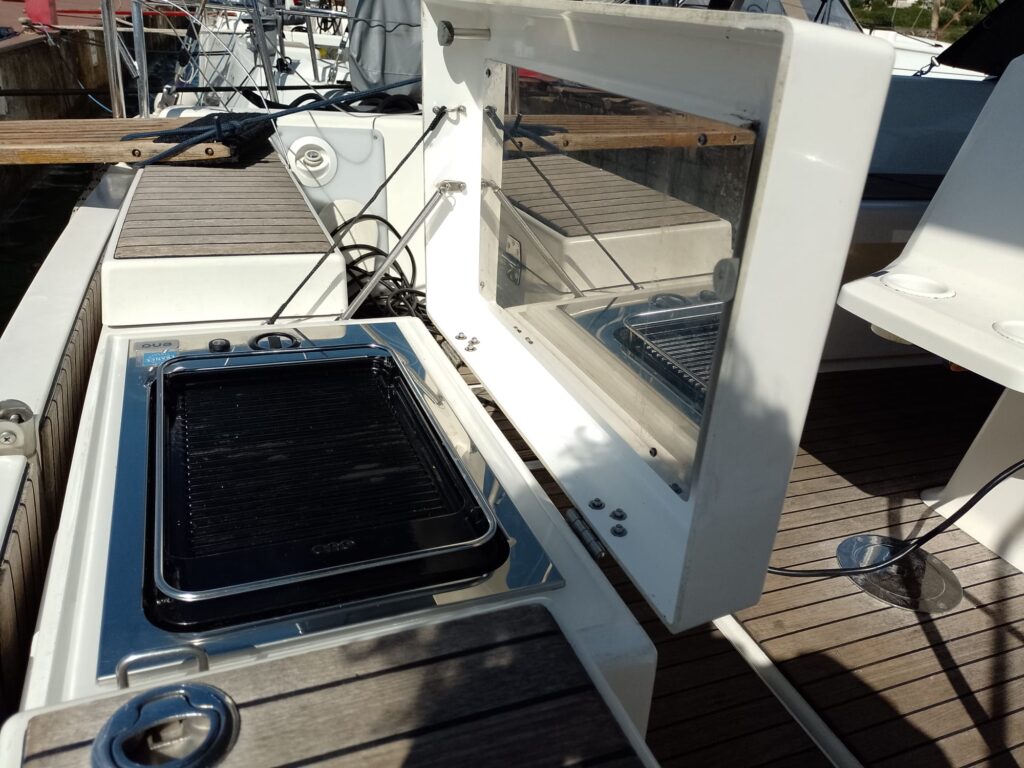Yacht Image 7
